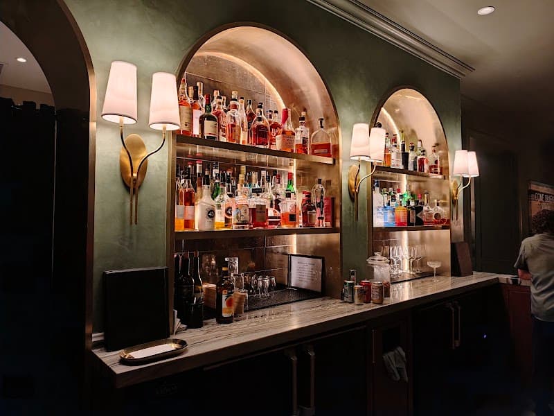 The Palmetto Lobby Bar